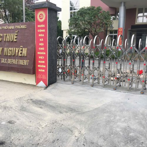 Cổng xếp inox