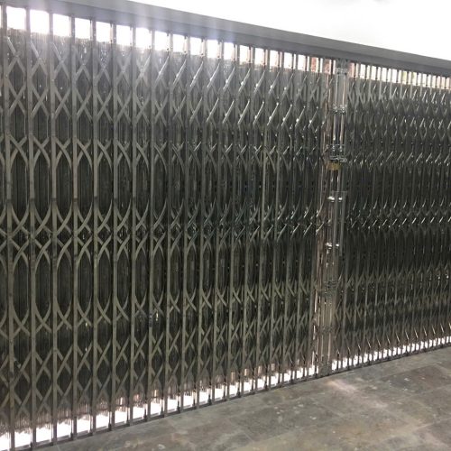 Cửa xếp inox
