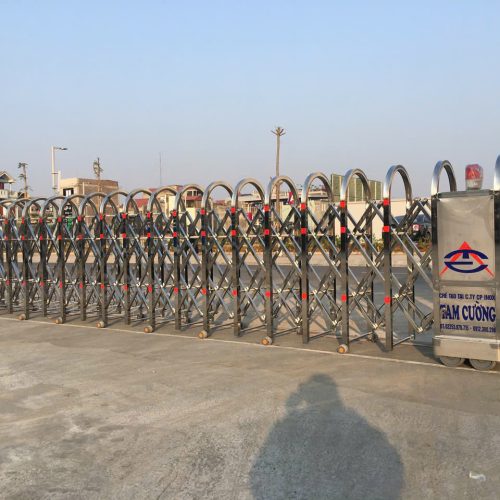 Cổng xếp inox