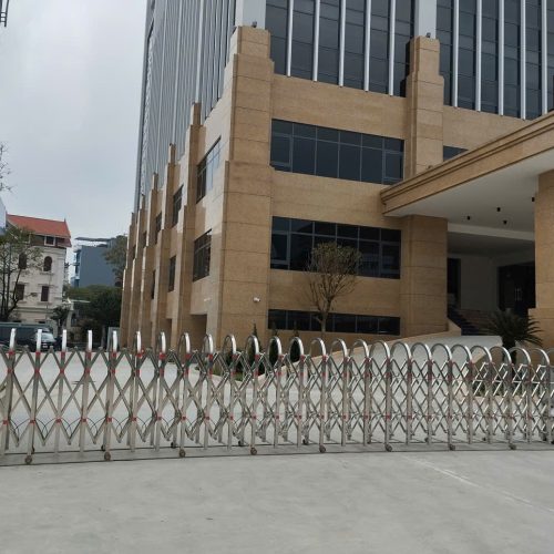Cổng xếp inox