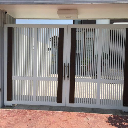 Cổng cánh inox