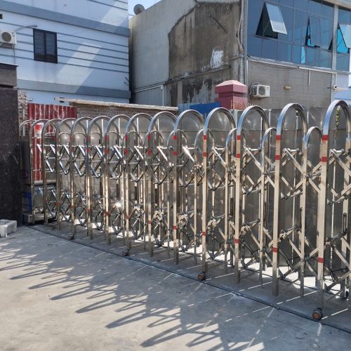 Cổng xếp inox