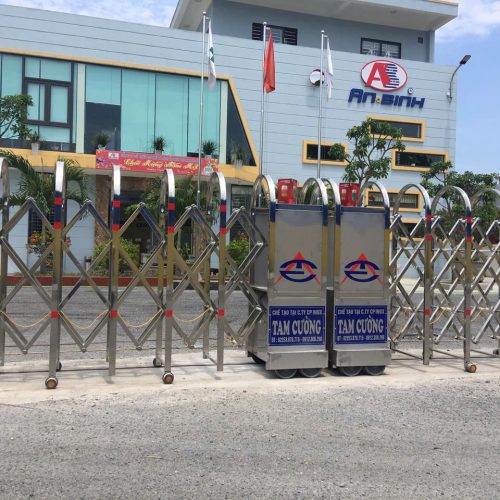 Cổng xếp inox
